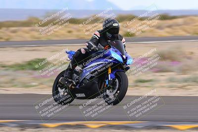 media/Dec-17-2022-SoCal Trackdays (Sat) [[224abd9271]]/Turn 15 (155pm)/